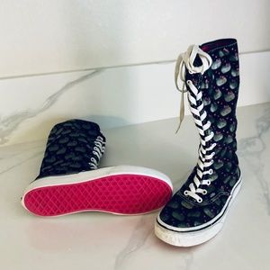 Vans x Hello Kitty Super Hiers